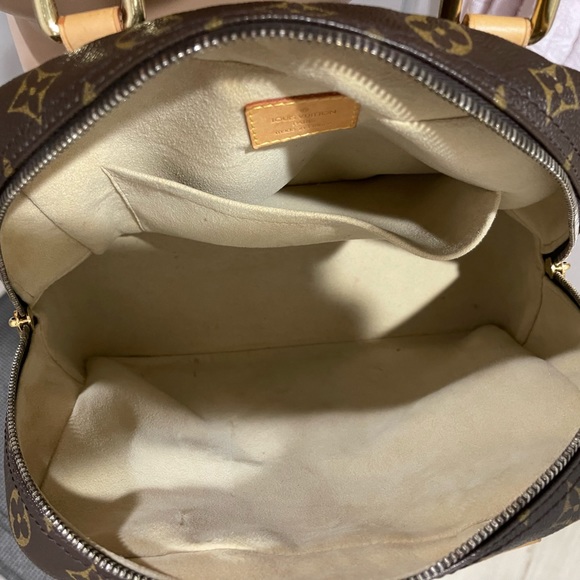 Louis Vuitton Canvas Manhattan PM Satchel Handbag - Picture 5 of 16